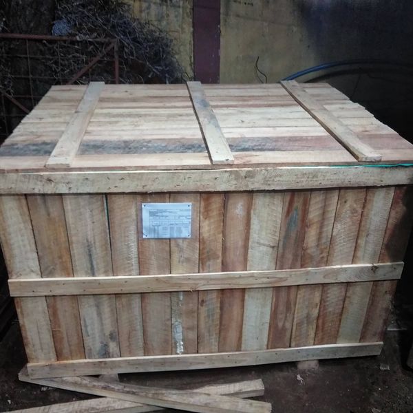 Heavy-duty grating trench cover